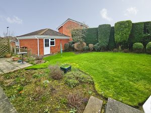 Photo 12- click for photo gallery